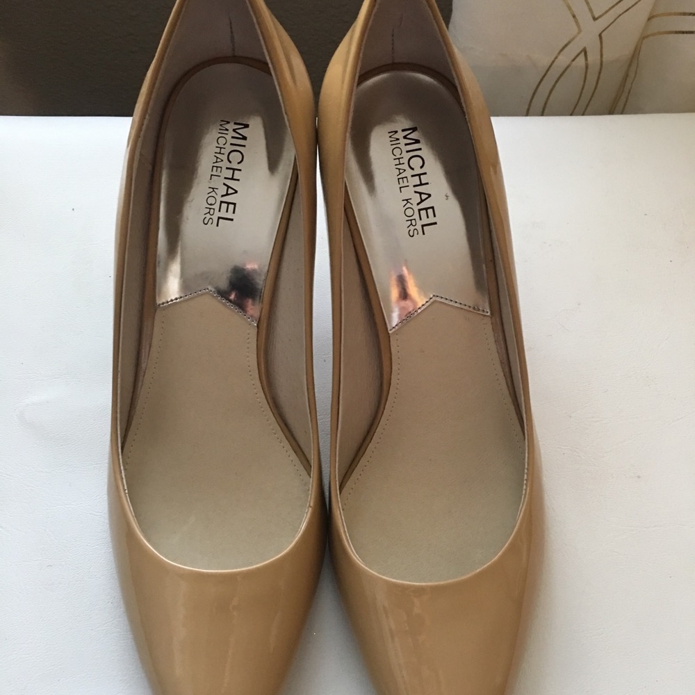 Michael Kors Pumps size 11